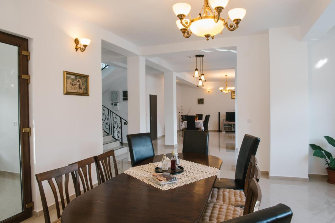 Casa Ilies Farm stay