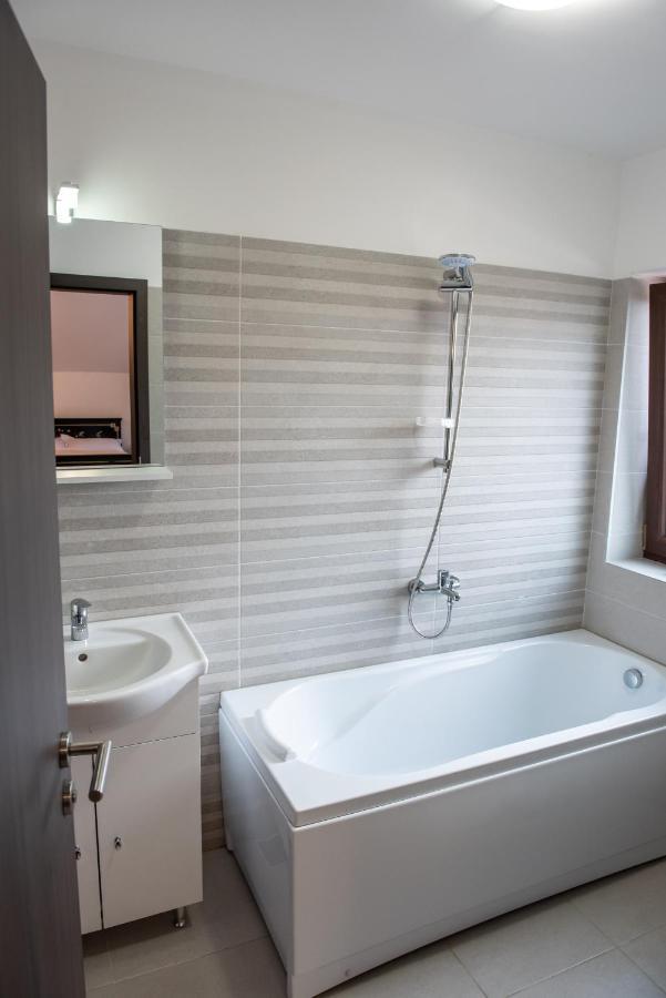 Casa Ilies Farm stay